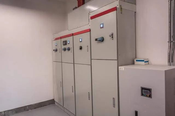 建筑電氣強(qiáng)電系統(tǒng)基礎(chǔ)知識(shí)：高低壓配電系統(tǒng)、防雷與接地系統(tǒng)