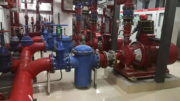 消防水泵吸水管是否需要設(shè)置過濾器？